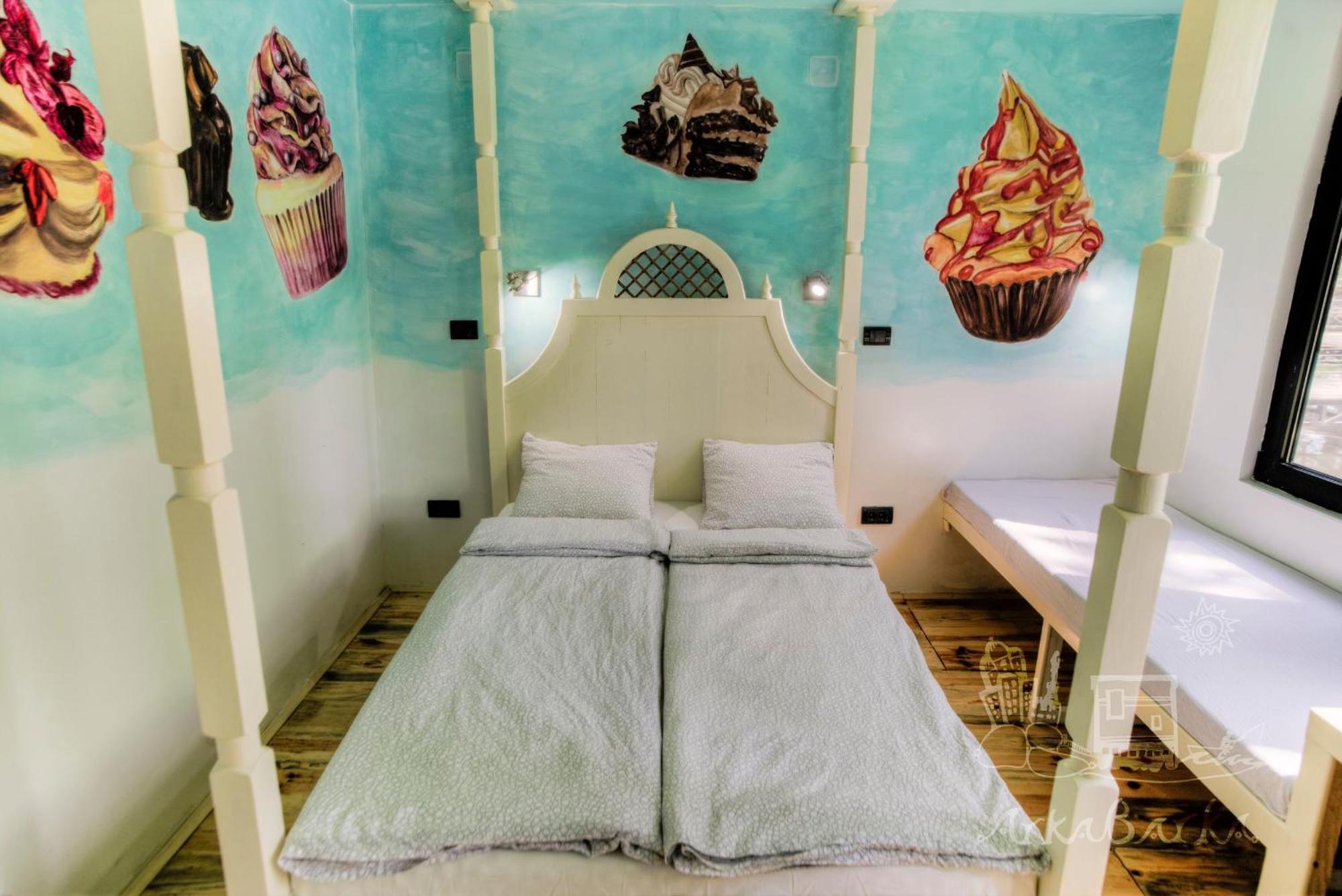 Arkabarka Floating Hostel Βελιγράδι